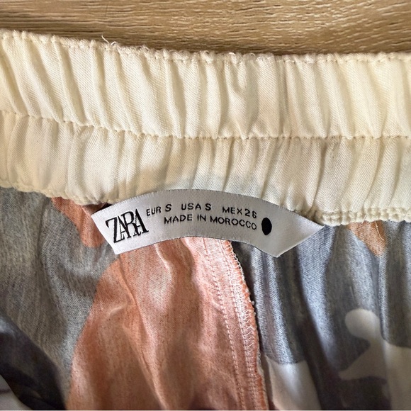 Zara Black Orange & Cream Patterned High Waist Drawstring Shorts | Size Small - Picture 4 of 5